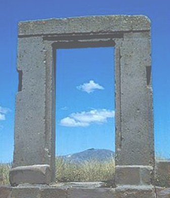 justificacion_epistemologica_bioetica/puerta_luna_Tiwanaku