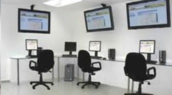 cardiocellphone-cardiologia-movil/sala-control-monitores